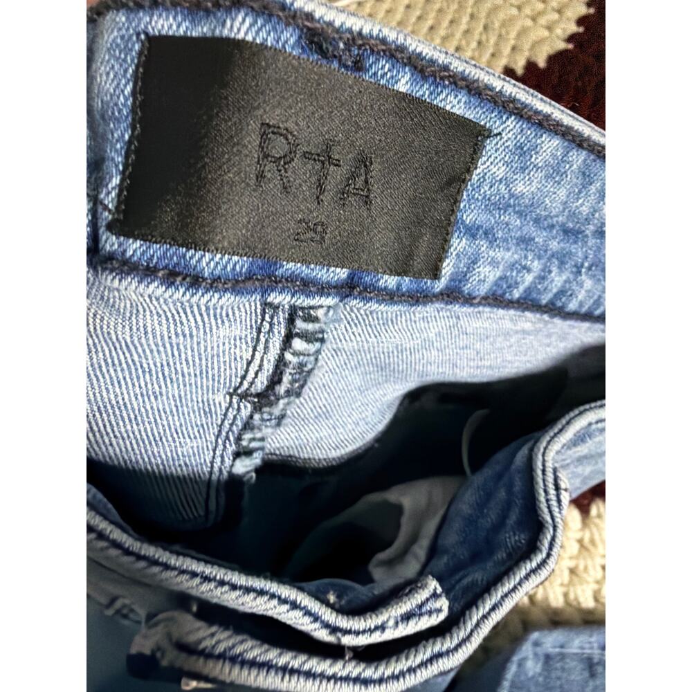 092 RTA‎ Distressed Skinny Jeans Size 26 Raw Hem Stretch Denim - Picture 9 of 9